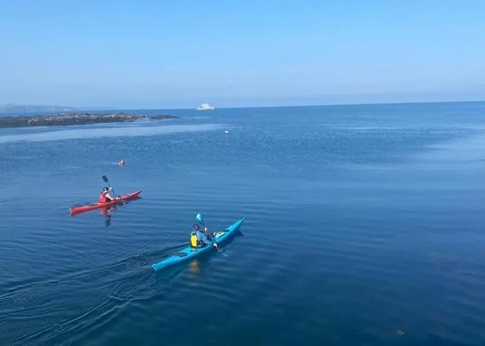 Happy Hill * יוגאל